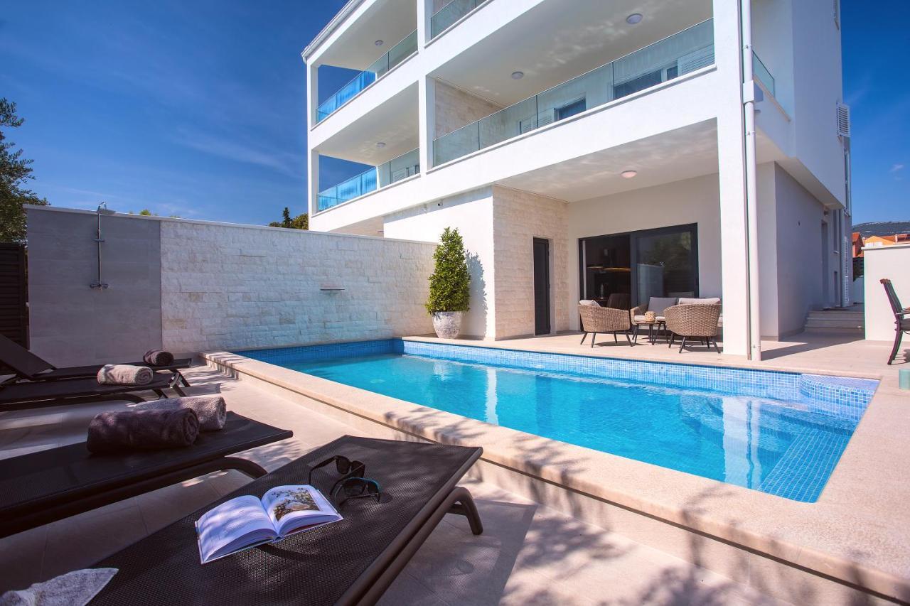 Villa Petra Kaštela Kültér fotó